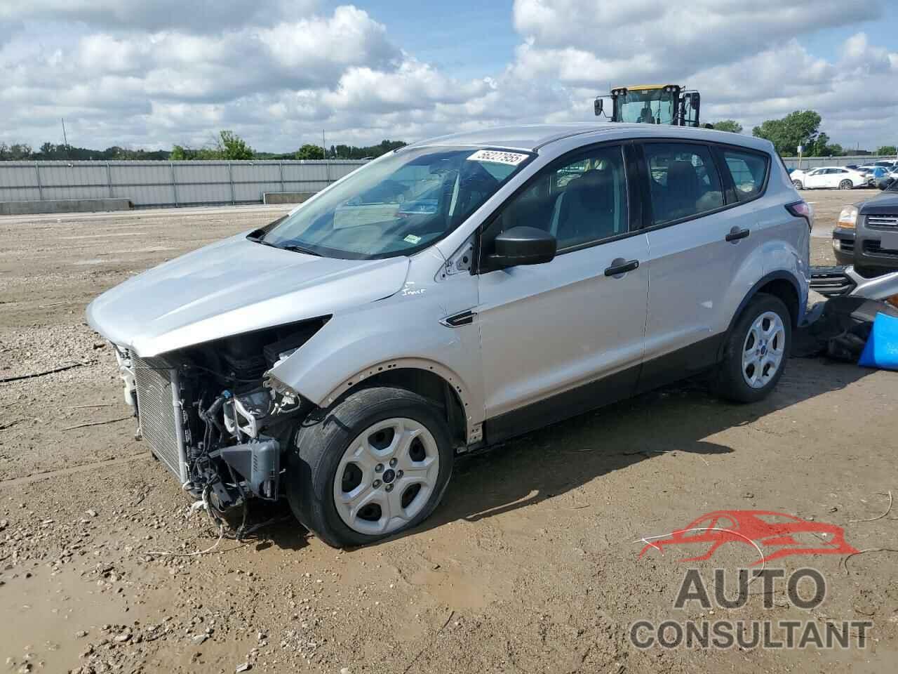 FORD ESCAPE 2018 - 1FMCU0F70JUA84591