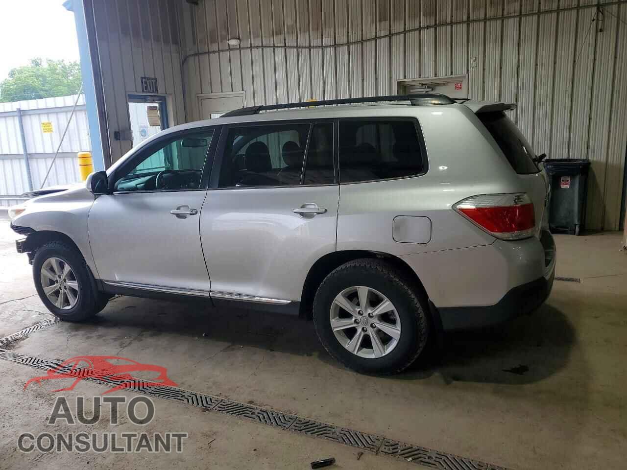 TOYOTA HIGHLANDER 2011 - 5TDBK3EH1BS068732