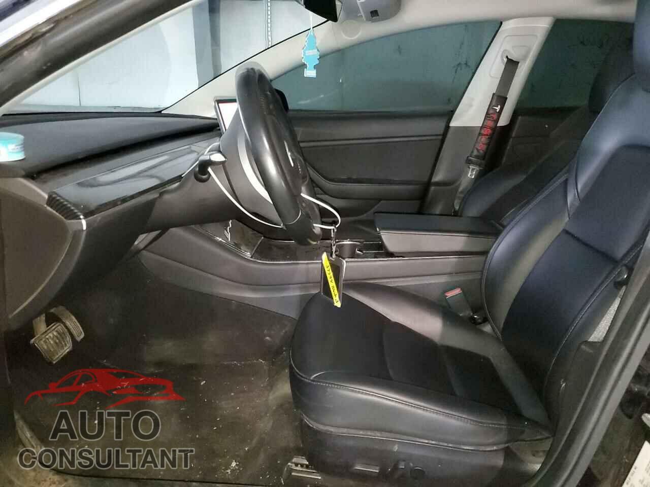 TESLA MODEL 3 2019 - 5YJ3E1EA0KF422523