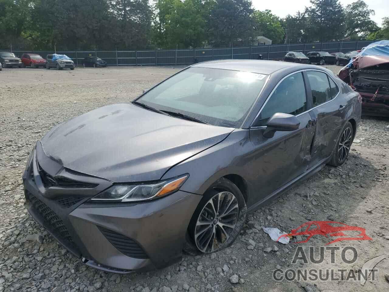 TOYOTA CAMRY 2018 - 4T1B11HK3JU587155