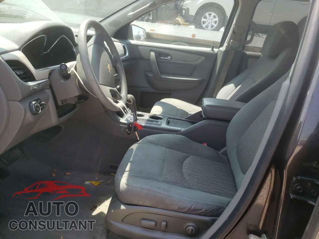 CHEVROLET TRAVERSE 2015 - 1GNKRFKD7FJ154331