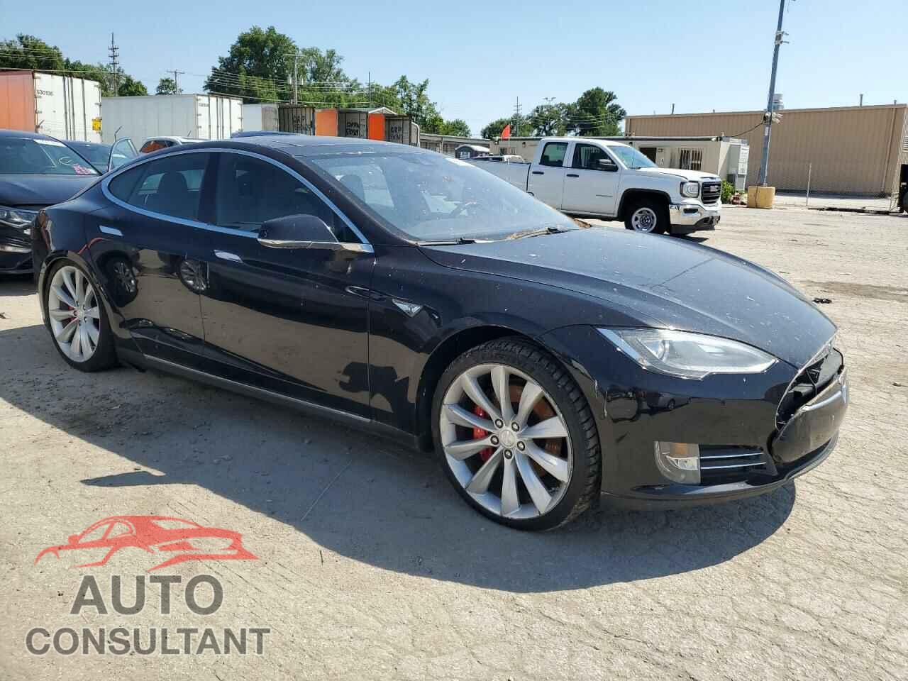 TESLA MODEL S 2016 - 5YJSA1E49GF128448