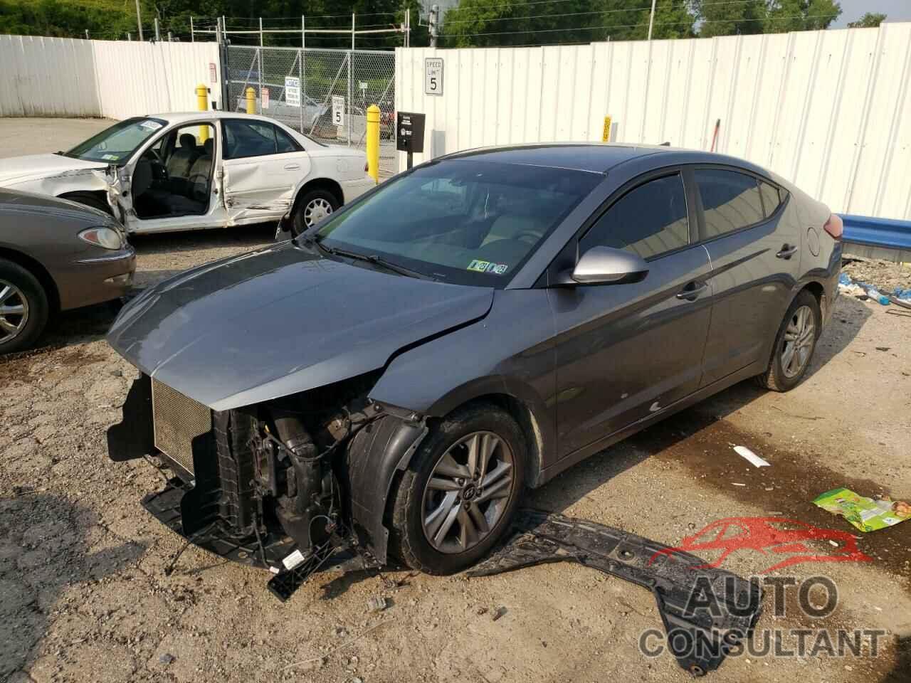 HYUNDAI ELANTRA 2019 - 5NPD84LF7KH434309