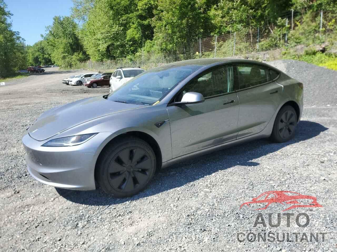 TESLA MODEL 3 2025 - 5YJ3E1EA7SF994768