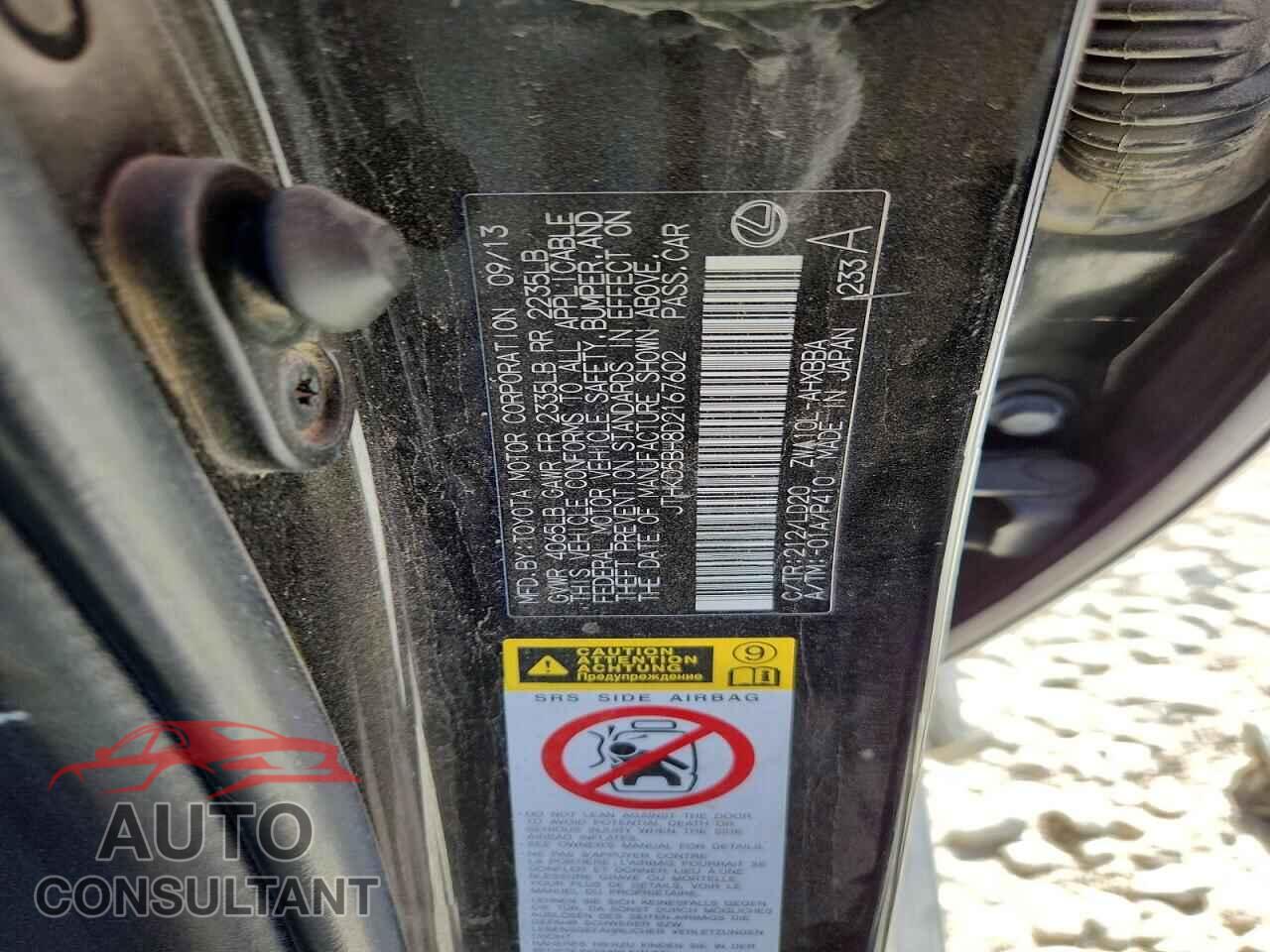 LEXUS CT 200 2013 - JTHKD5BH8D2167602