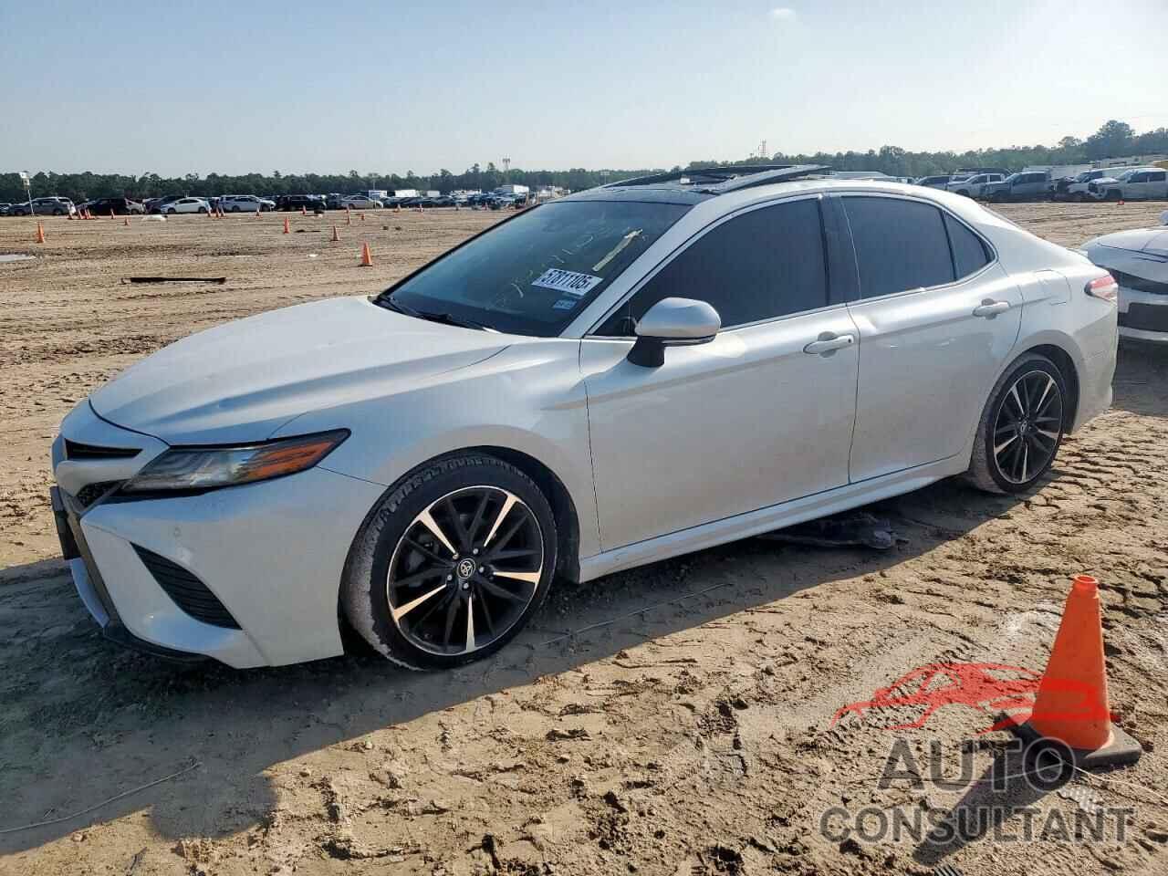 TOYOTA CAMRY 2018 - 4T1BZ1HK5JU003105