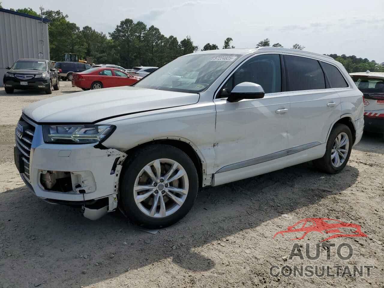 AUDI Q7 2018 - WA1LHAF73JD010767