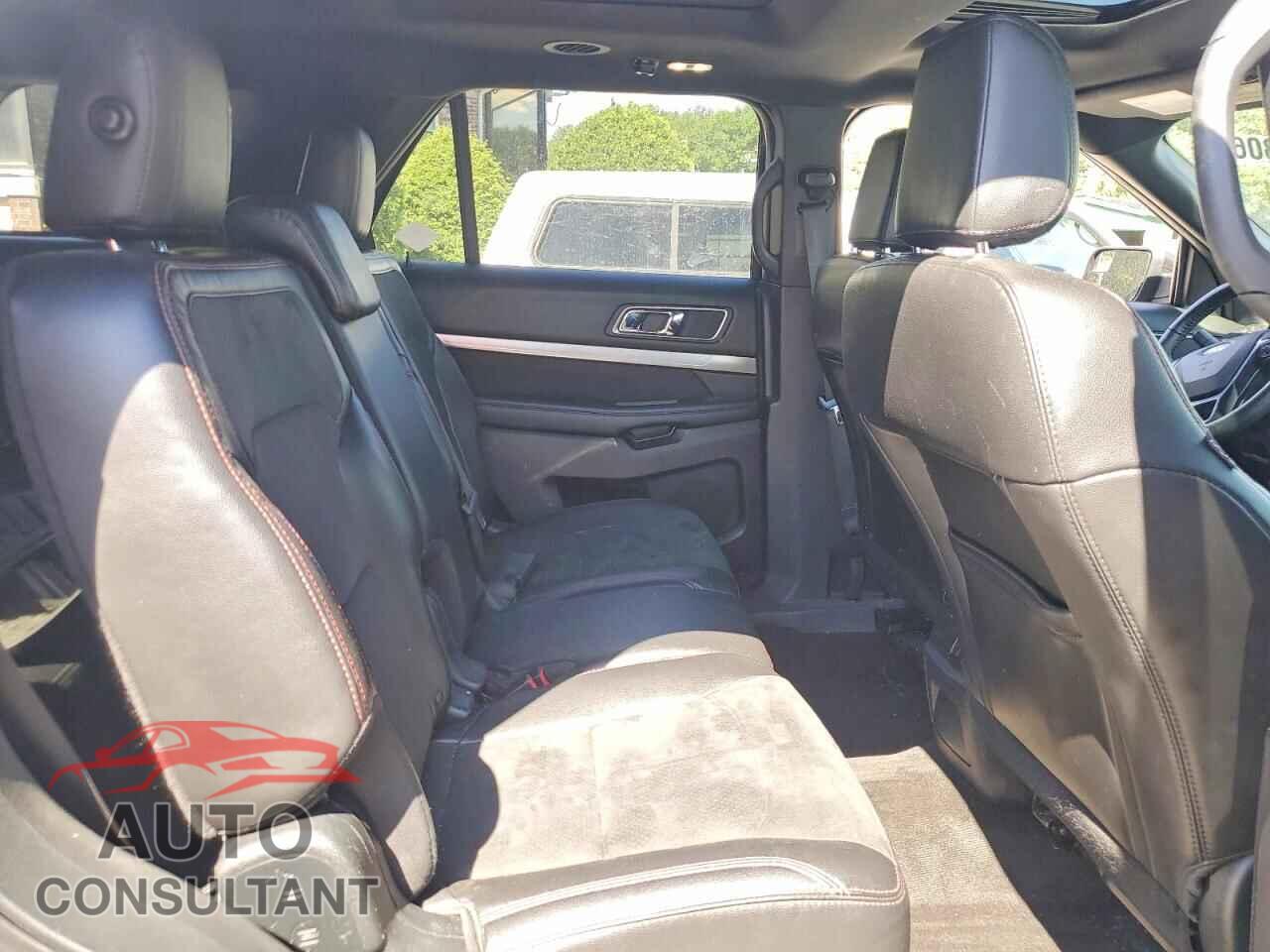 FORD EXPLORER 2018 - 1FM5K8D86JGB24759