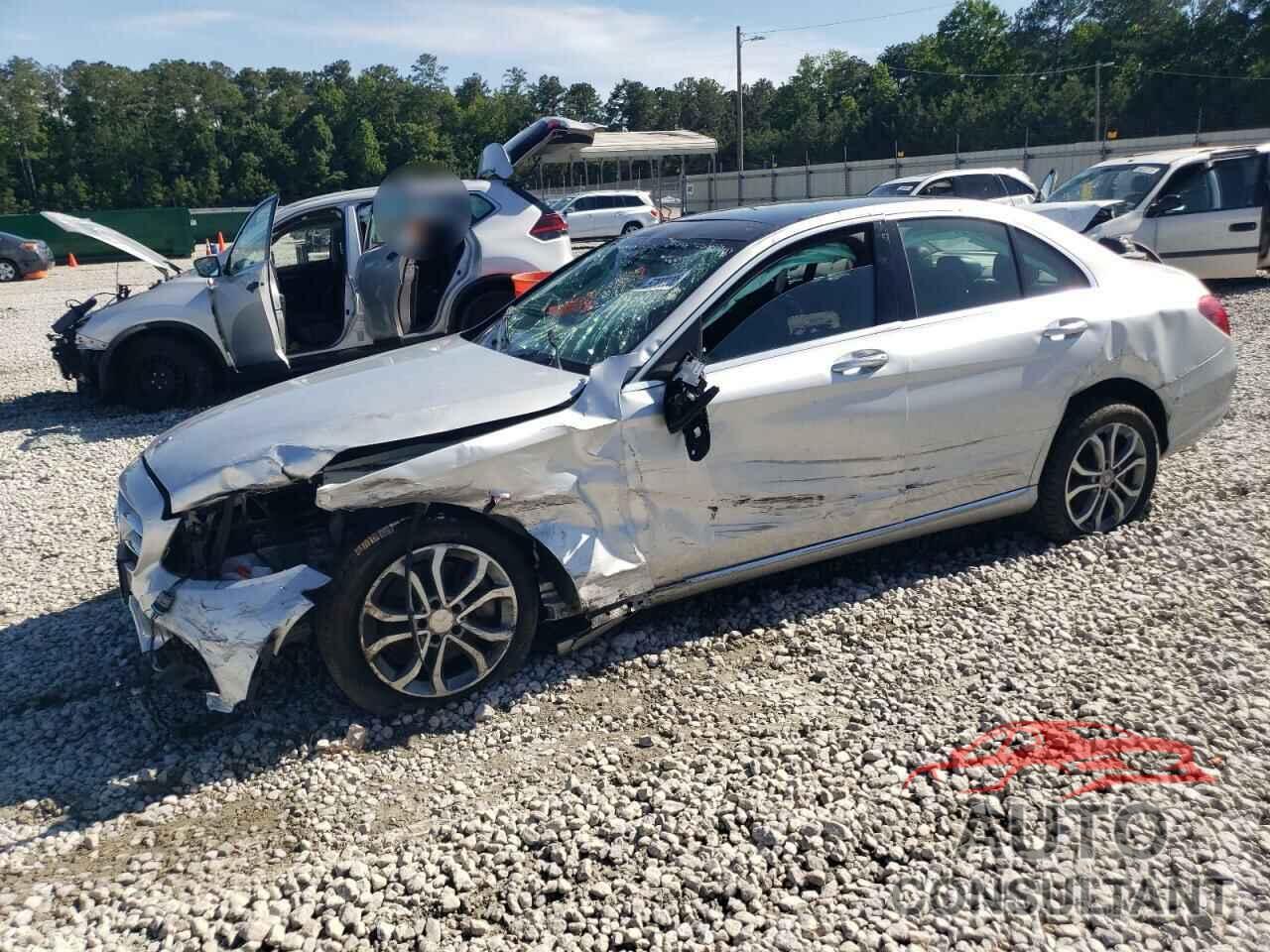 MERCEDES-BENZ C-CLASS 2015 - 55SWF4KB4FU037558