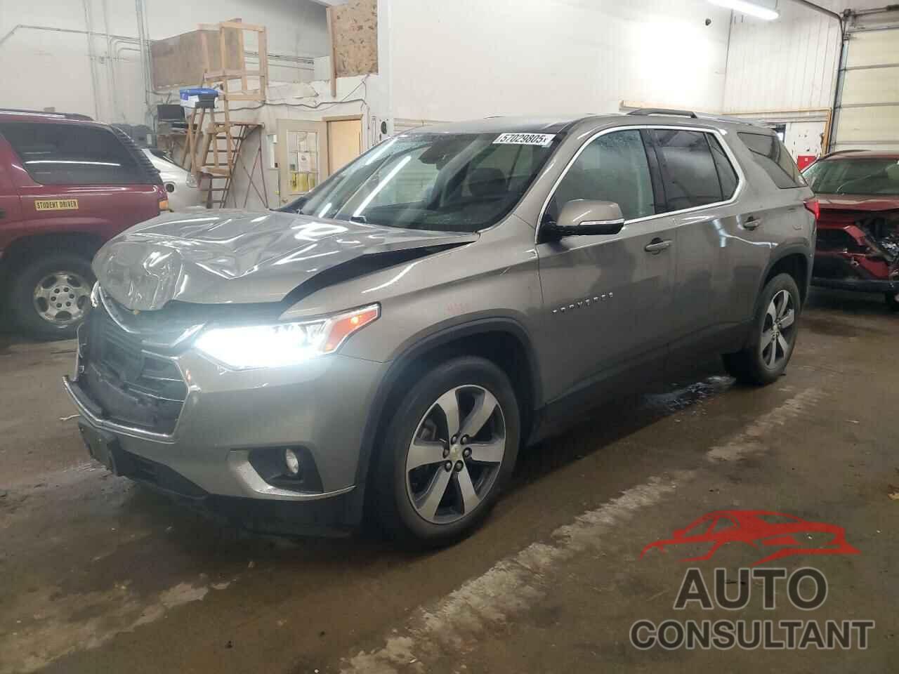 CHEVROLET TRAVERSE 2018 - 1GNEVHKW9JJ124245
