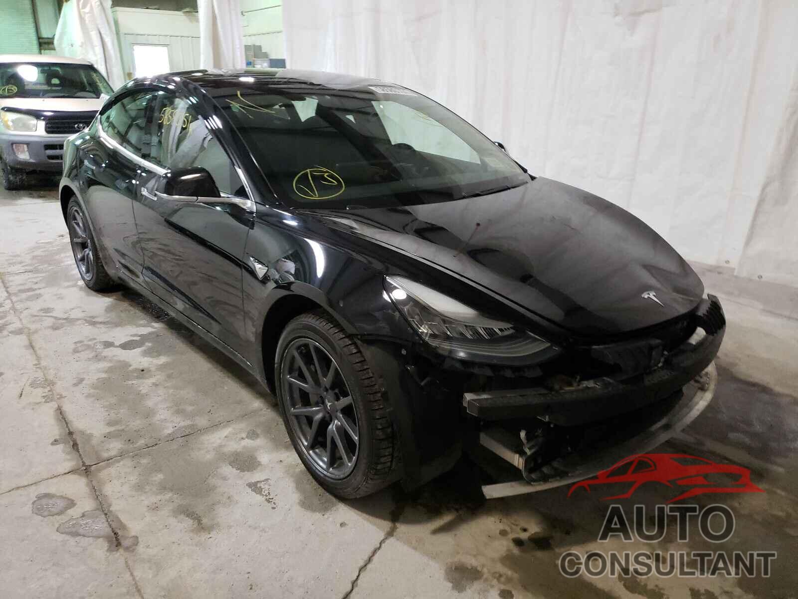 TESLA MODEL 3 2019 - 5YJ3E1EA7KF307157