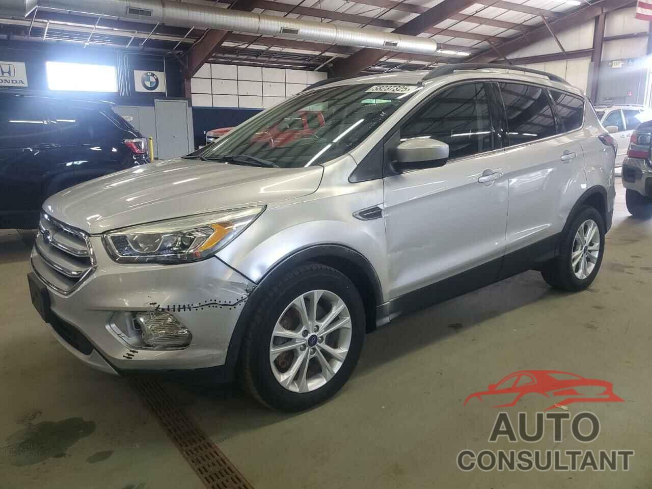 FORD ESCAPE 2017 - 1FMCU9GD1HUC70594
