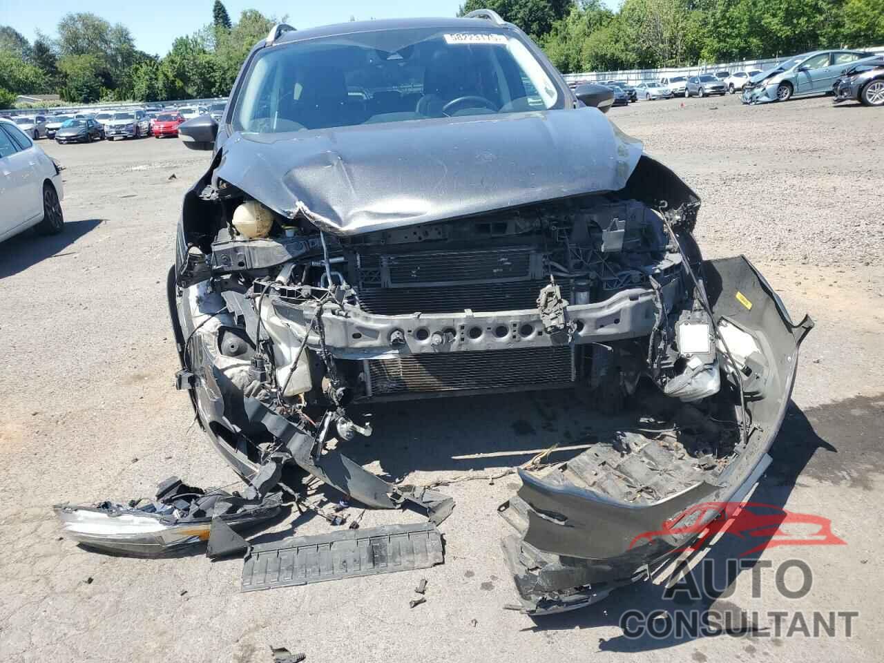 FORD ESCAPE 2017 - 1FMCU9J95HUD29392