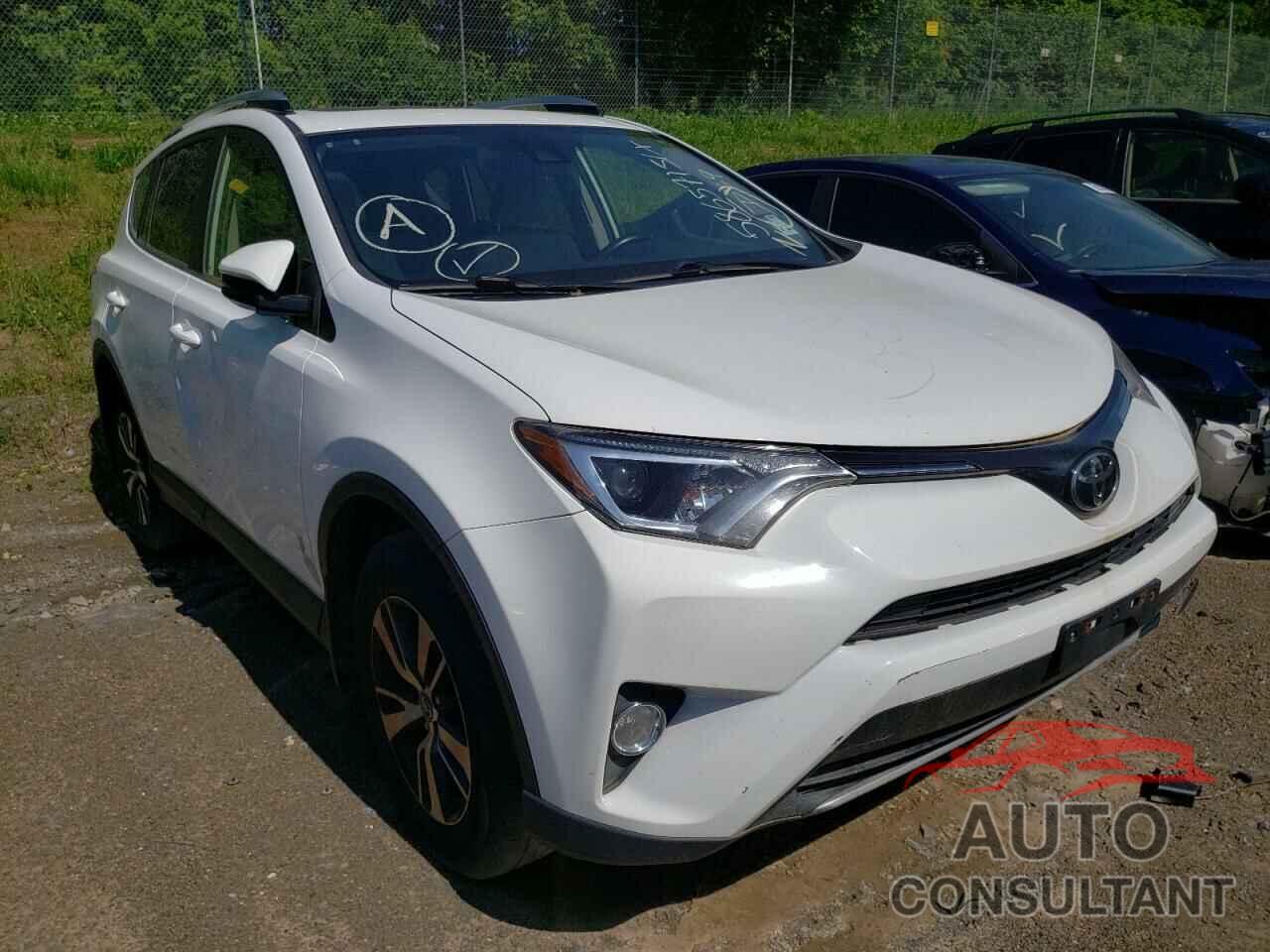TOYOTA RAV4 2017 - JTMRFREV1HD204874