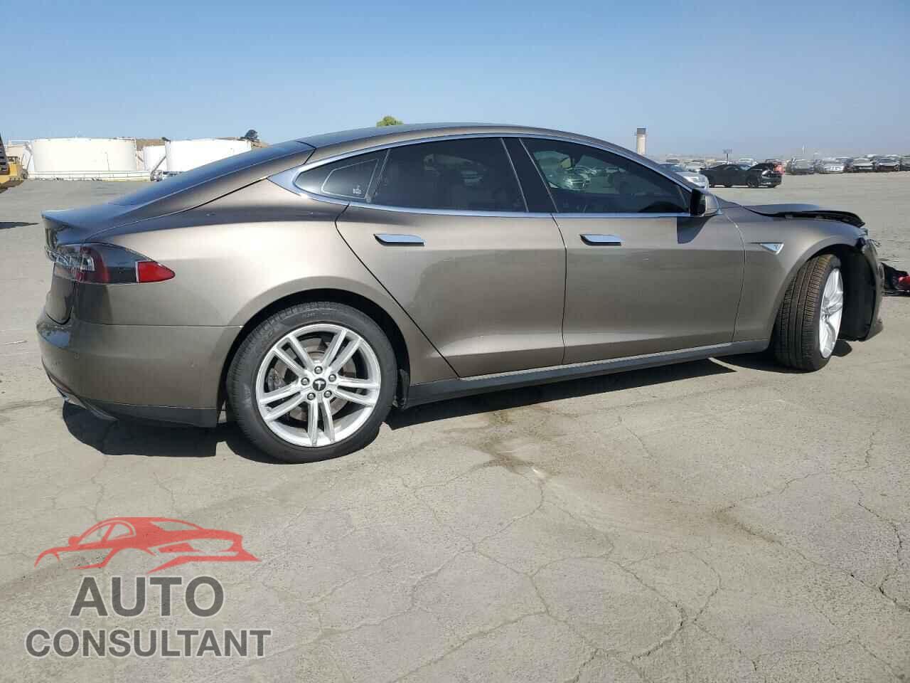TESLA MODEL S 2015 - 5YJSA1E23FF102165