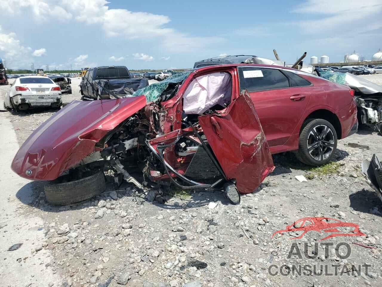 KIA K5 2021 - 5XXG64J27MG081622