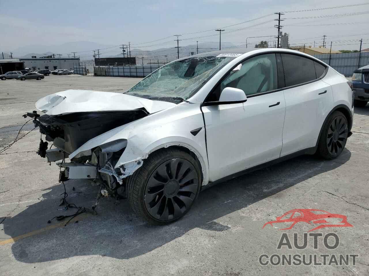 TESLA MODEL Y 2023 - 7SAYGDEF6PF603410