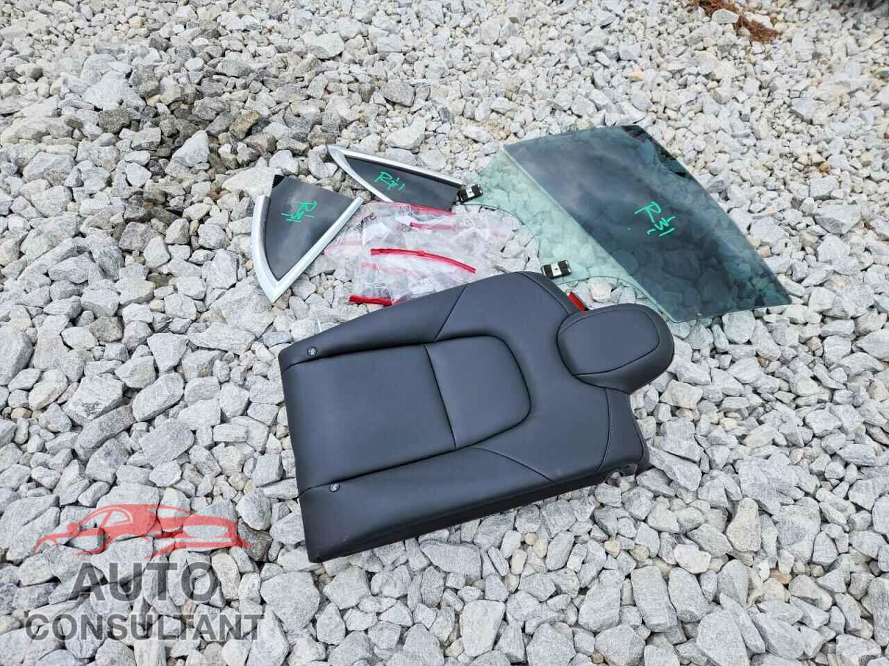 TESLA MODEL 3 2018 - 5YJ3E1EA2JF042825