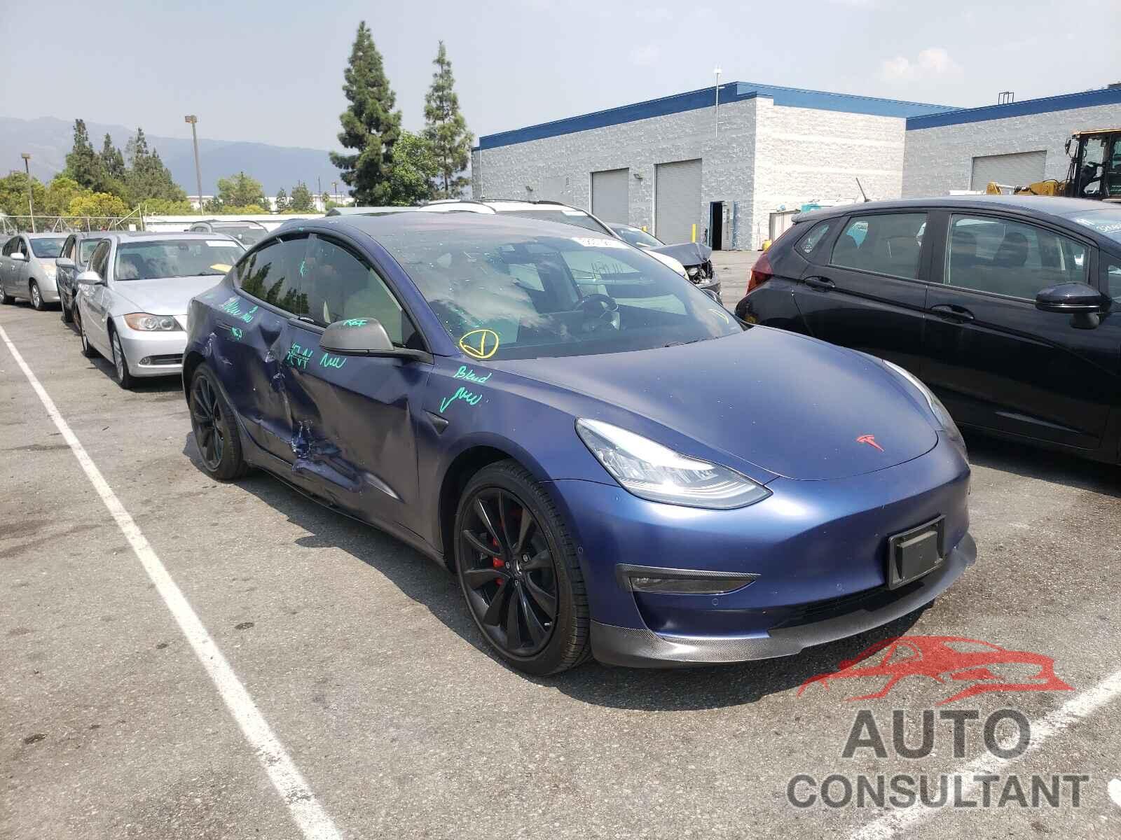 TESLA MODEL 3 2018 - 5YJ3E1EB3JF101048