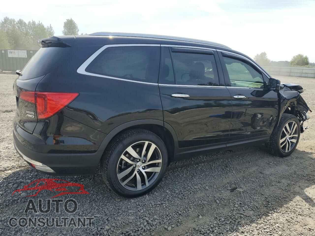 HONDA PILOT 2017 - 5FNYF6H96HB062152