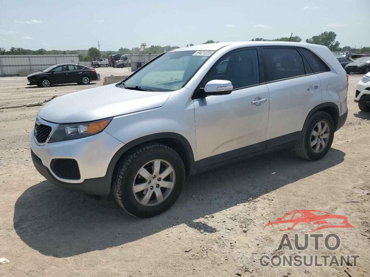 KIA SORENTO 2011 - 5XYKT3A11BG059676