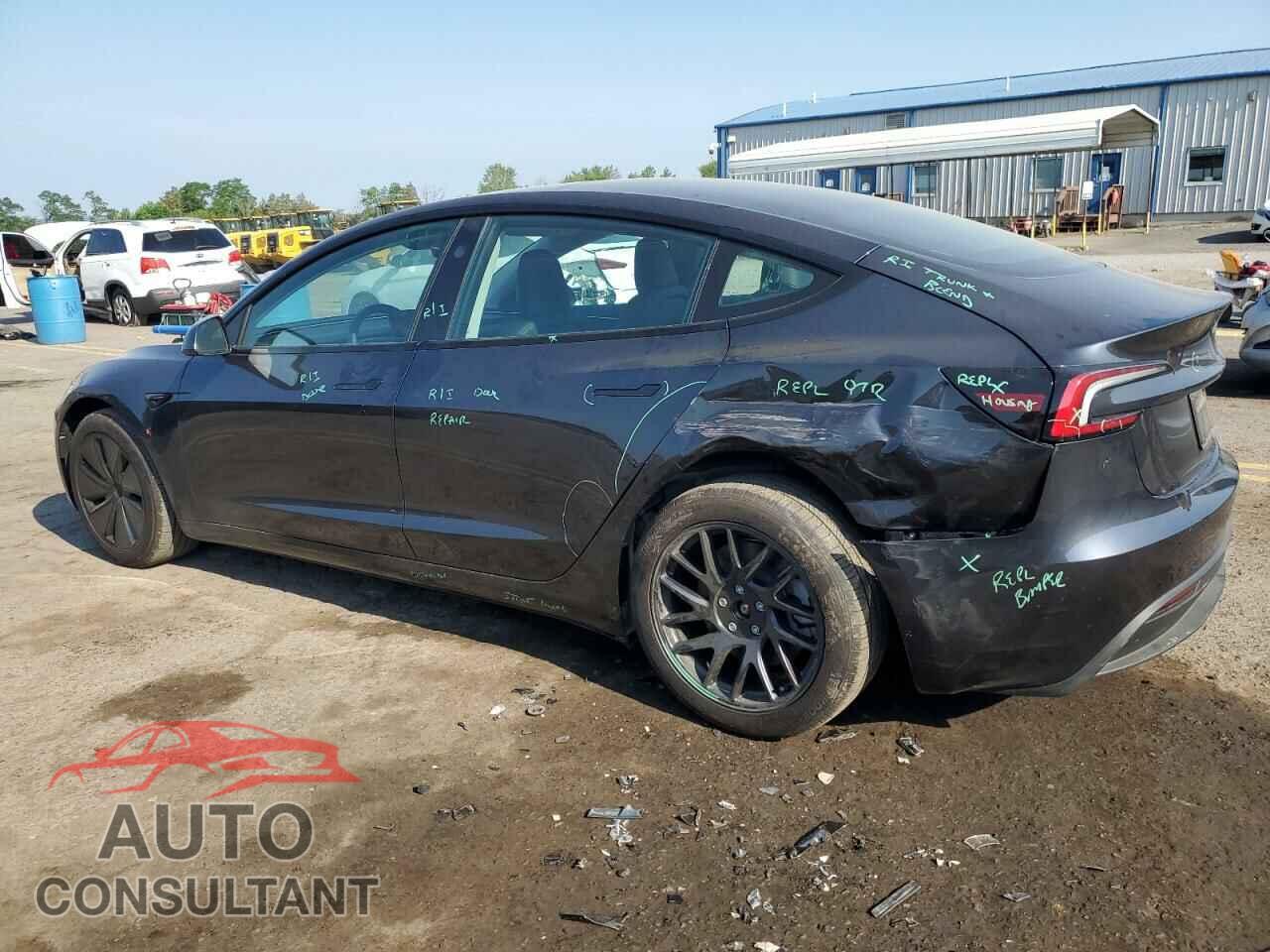 TESLA MODEL 3 2024 - 5YJ3E1EB0RF735929
