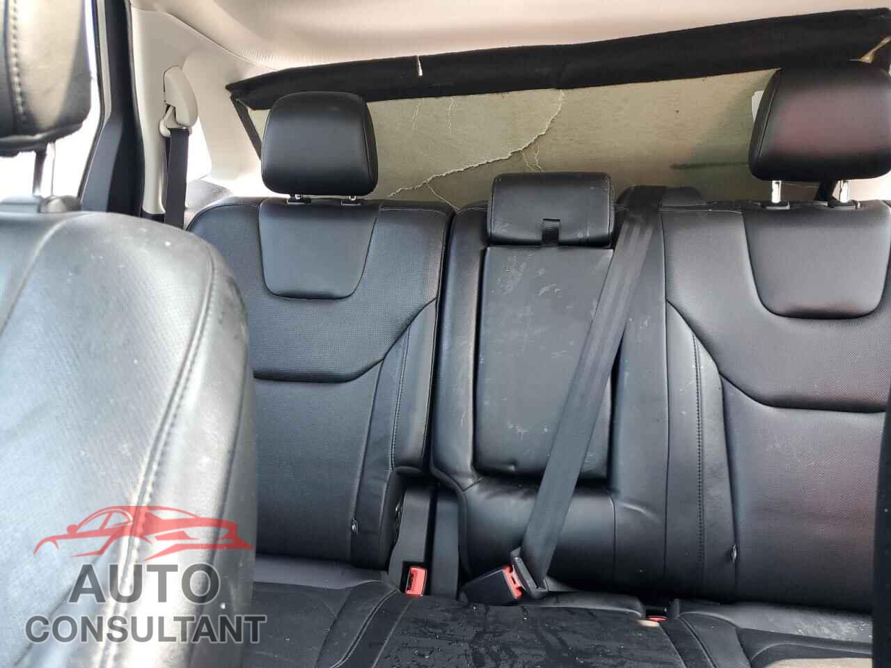 FORD EDGE 2019 - 2FMPK4K93KBC02498