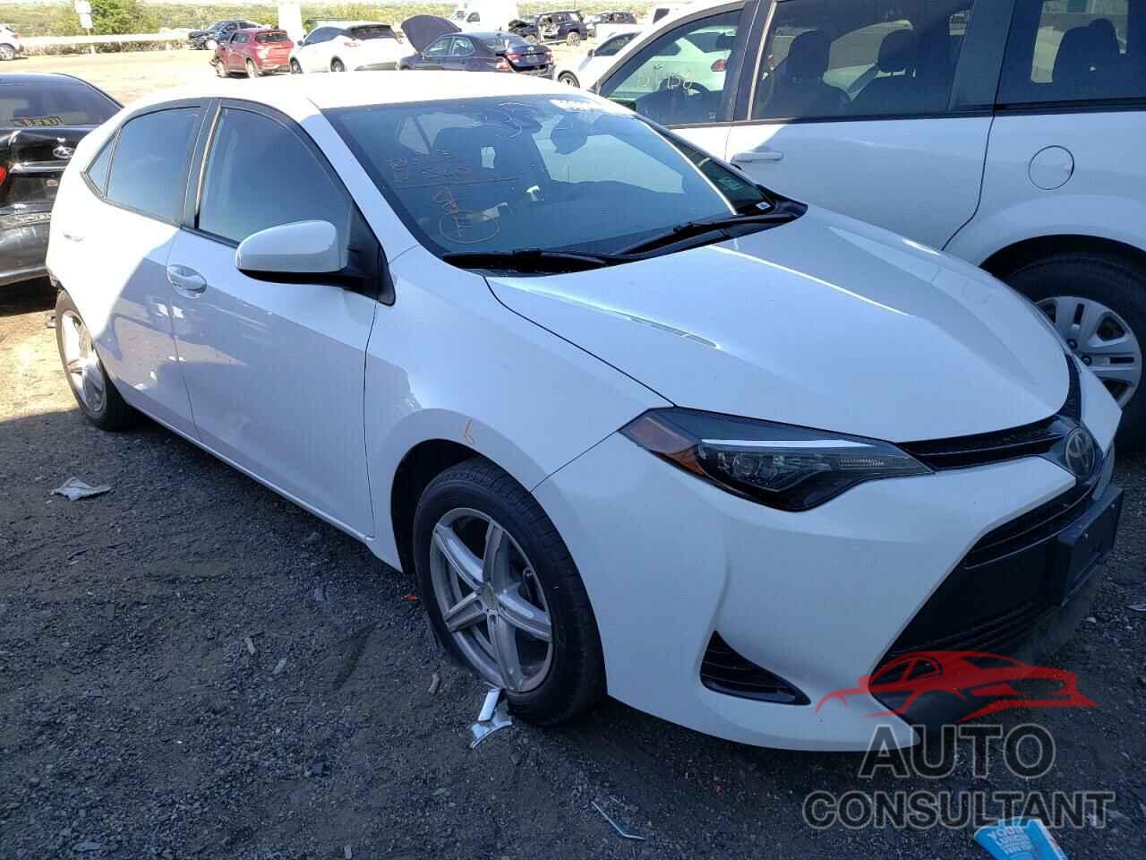 TOYOTA COROLLA 2018 - 5YFBURHE8JP791533