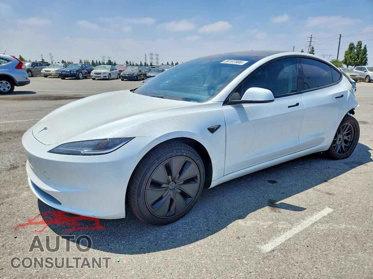 TESLA MODEL 3 2026 - 5YJ3E1EB0TF173523