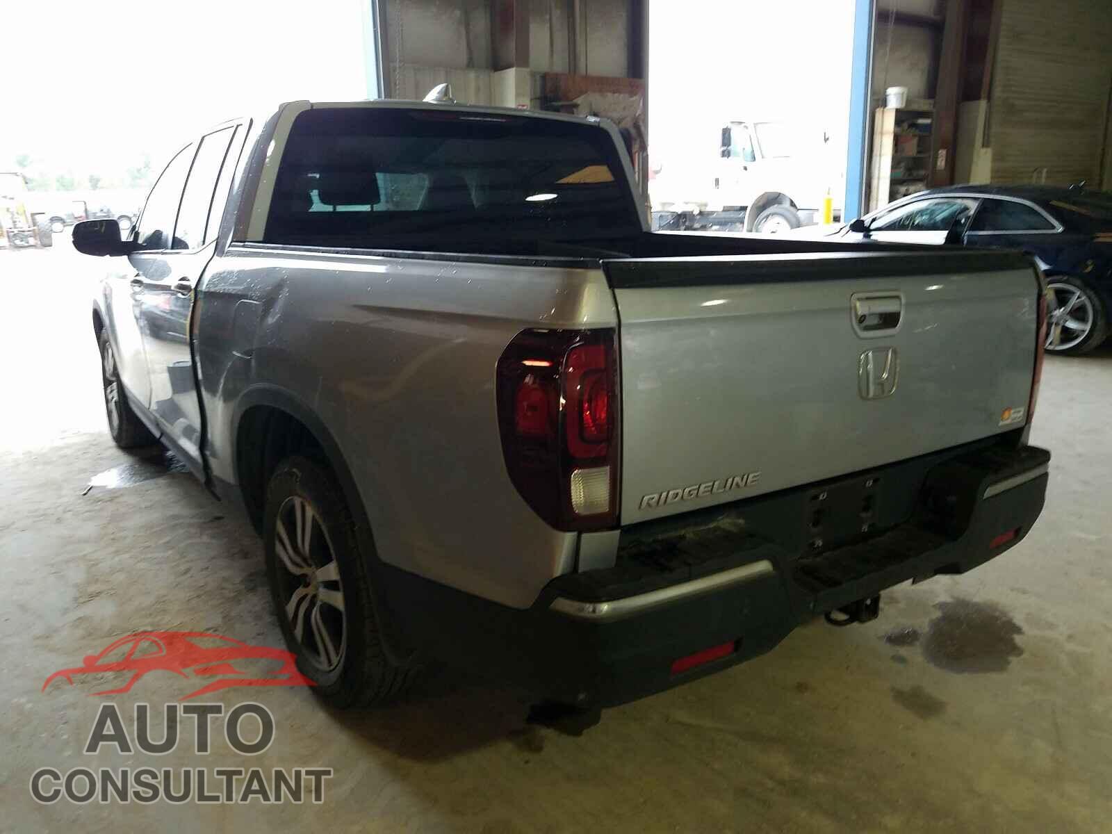 HONDA RIDGELINE 2017 - 5FPYK2F46HB010782