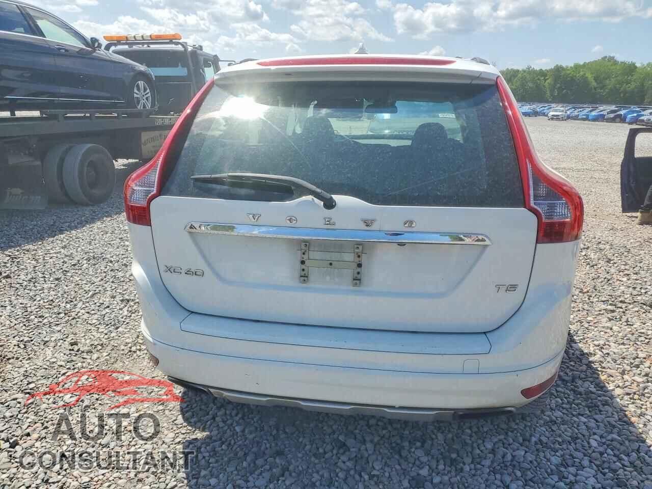 VOLVO XC60 2015 - YV440MDJ8F2682437