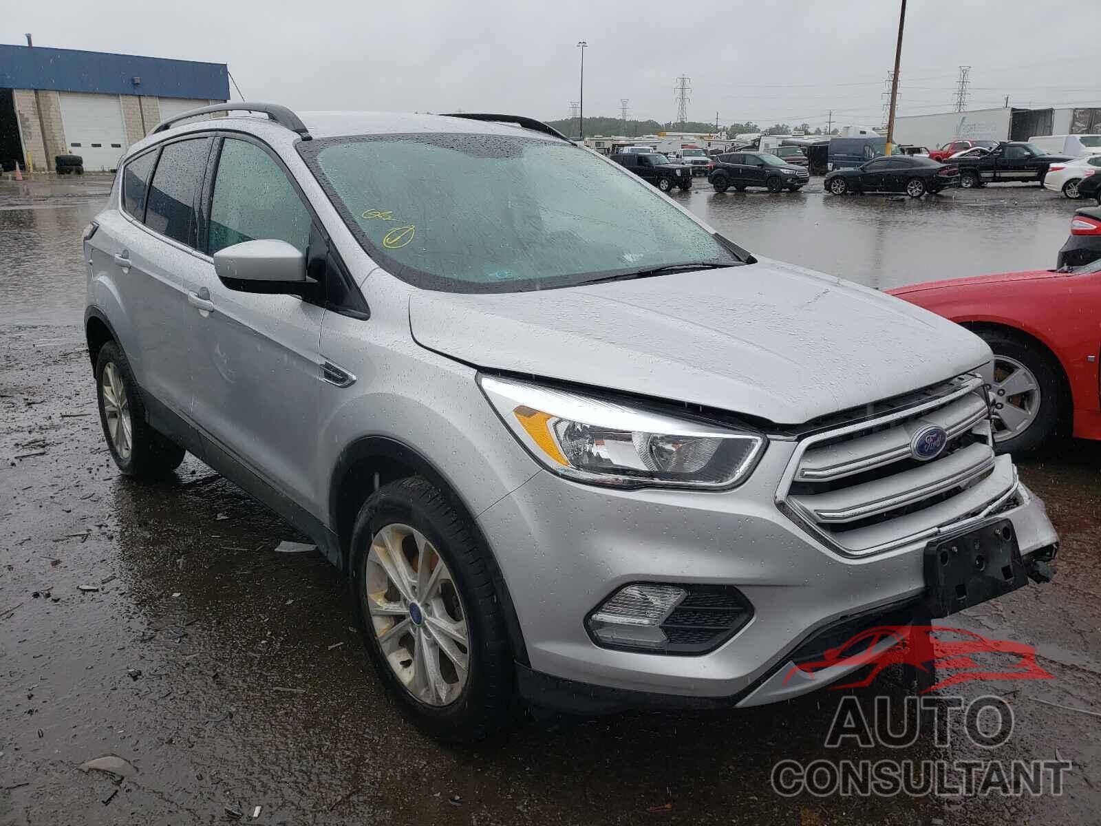 FORD ESCAPE 2018 - 1FMCU0GD6JUA81330