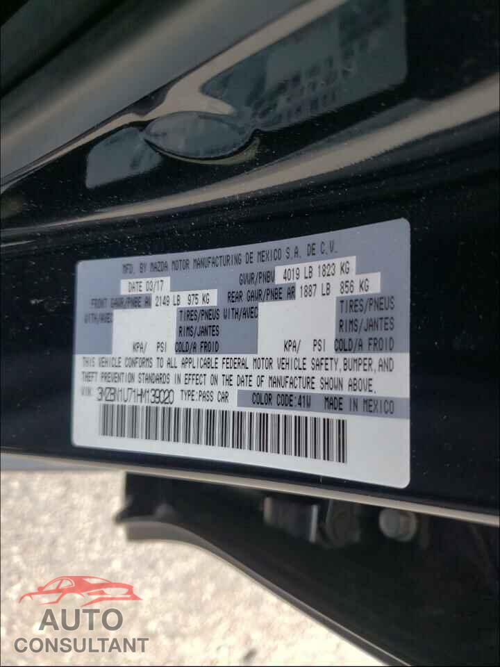 MAZDA 3 2017 - 3MZBN1U71HM139020