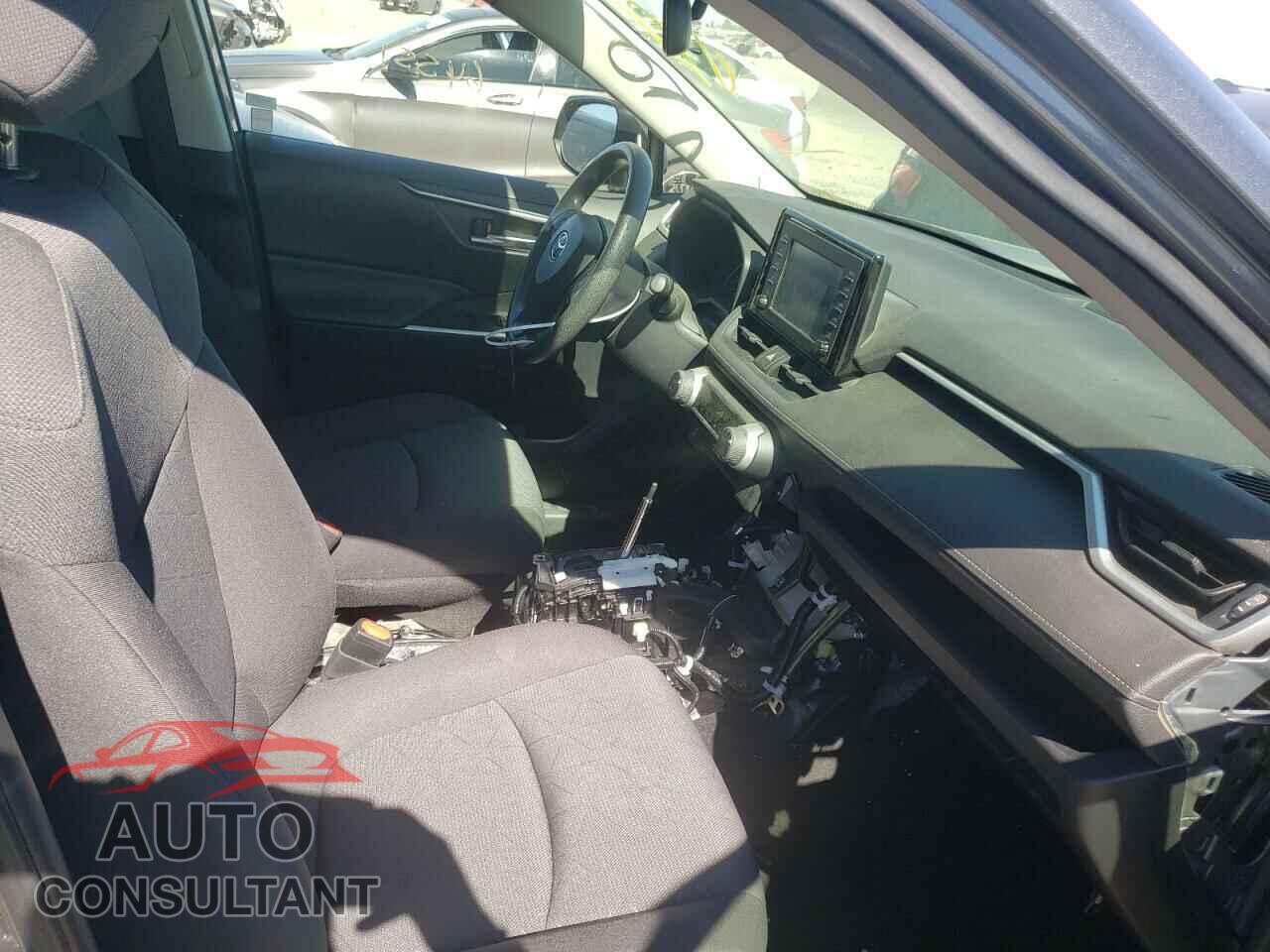 TOYOTA RAV4 2019 - JTMP1RFV9KD011495