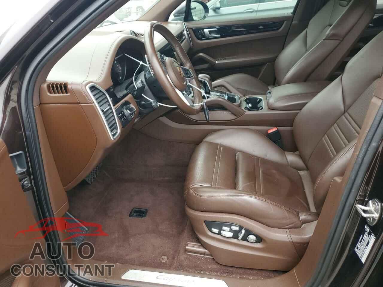 PORSCHE CAYENNE 2020 - WP1AE2AY4LDA22102