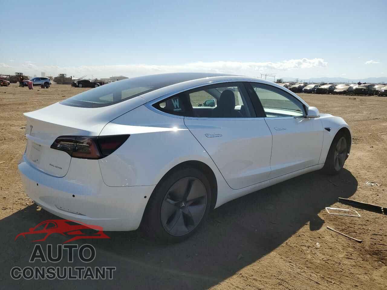 TESLA MODEL 3 2018 - 5YJ3E1EB1JF066784