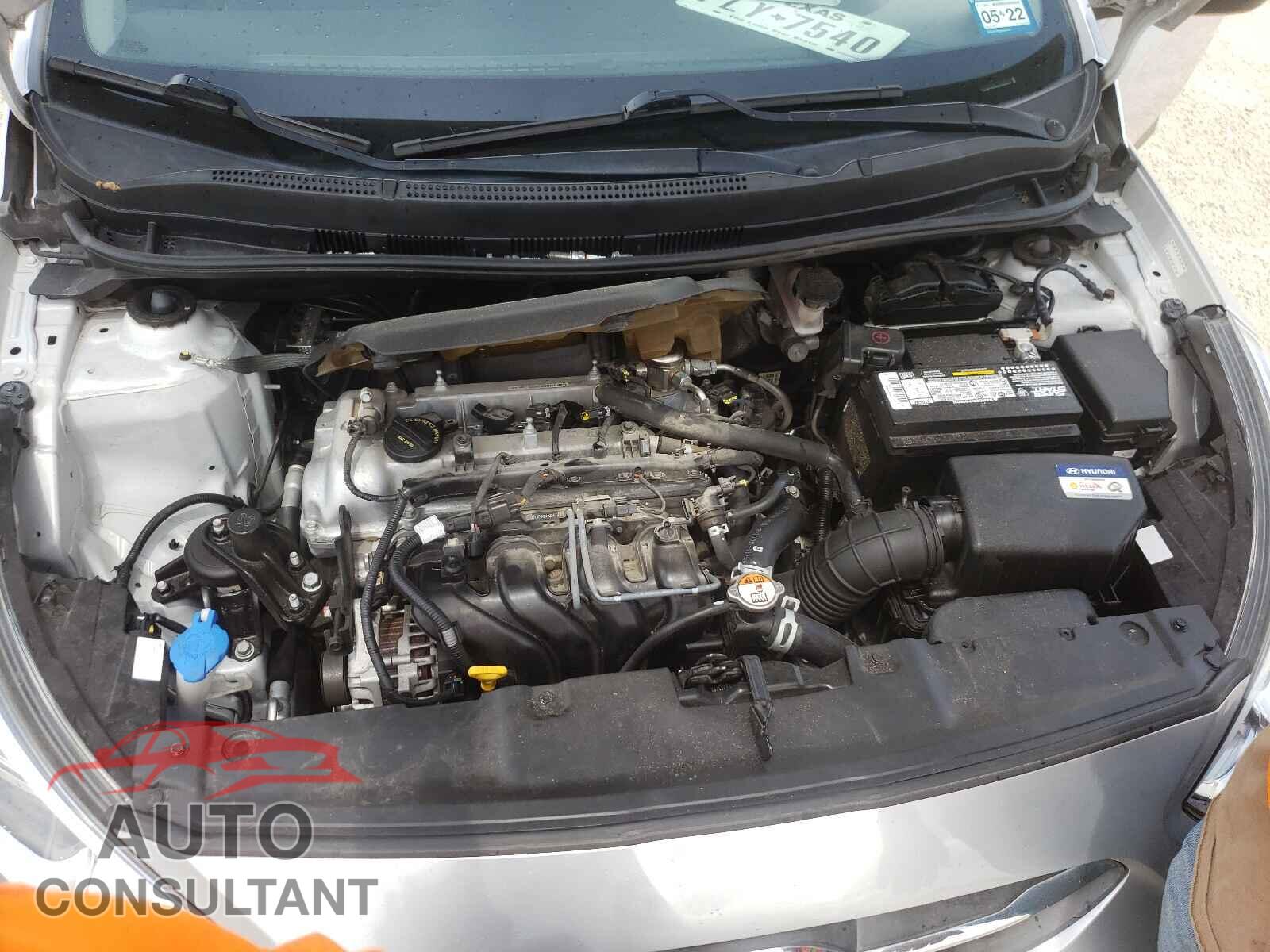 HYUNDAI ACCENT 2017 - KMHCT5AE9HU304584