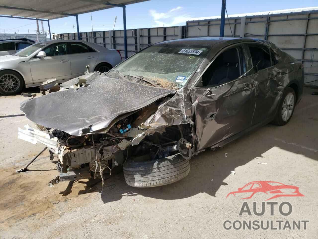 TOYOTA CAMRY 2022 - 4T1C11AK4NU635122