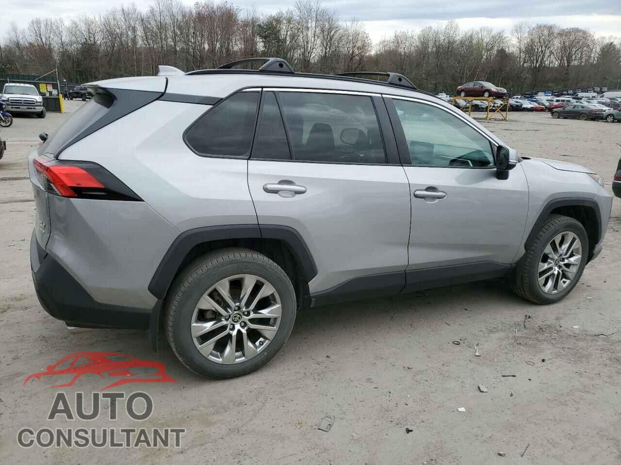 TOYOTA RAV4 2021 - 2T3A1RFV2MC204777