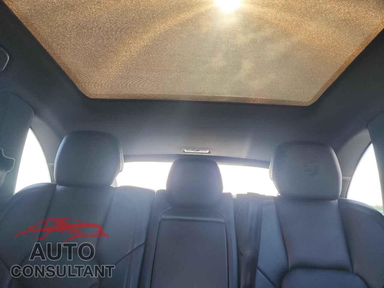 PORSCHE CAYENNE 2017 - WP1AE2A20HLA75758