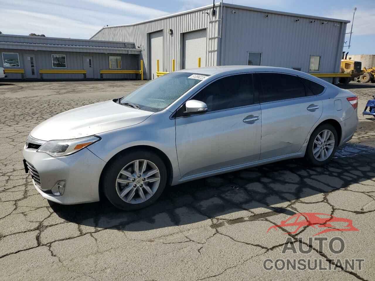 TOYOTA AVALON 2013 - 4T1BK1EB0DU028586