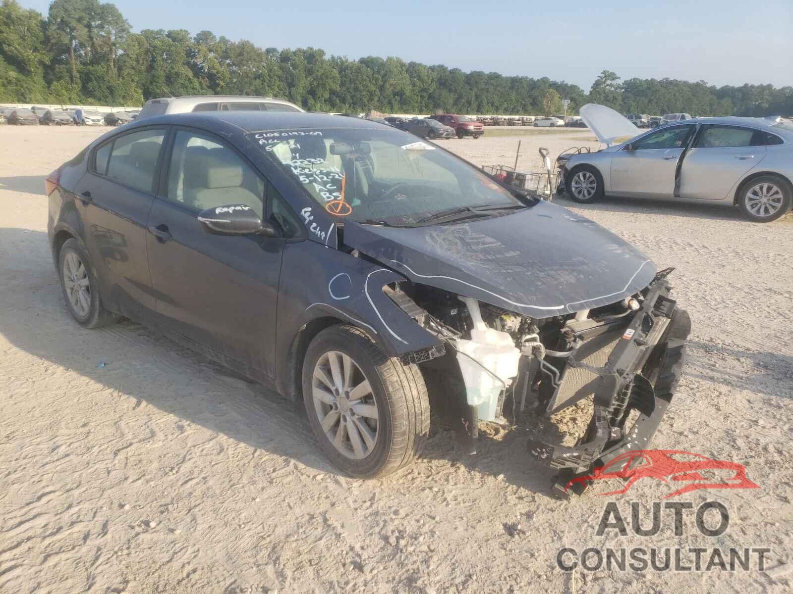 KIA FORTE 2016 - KNAFX4A60G5608126