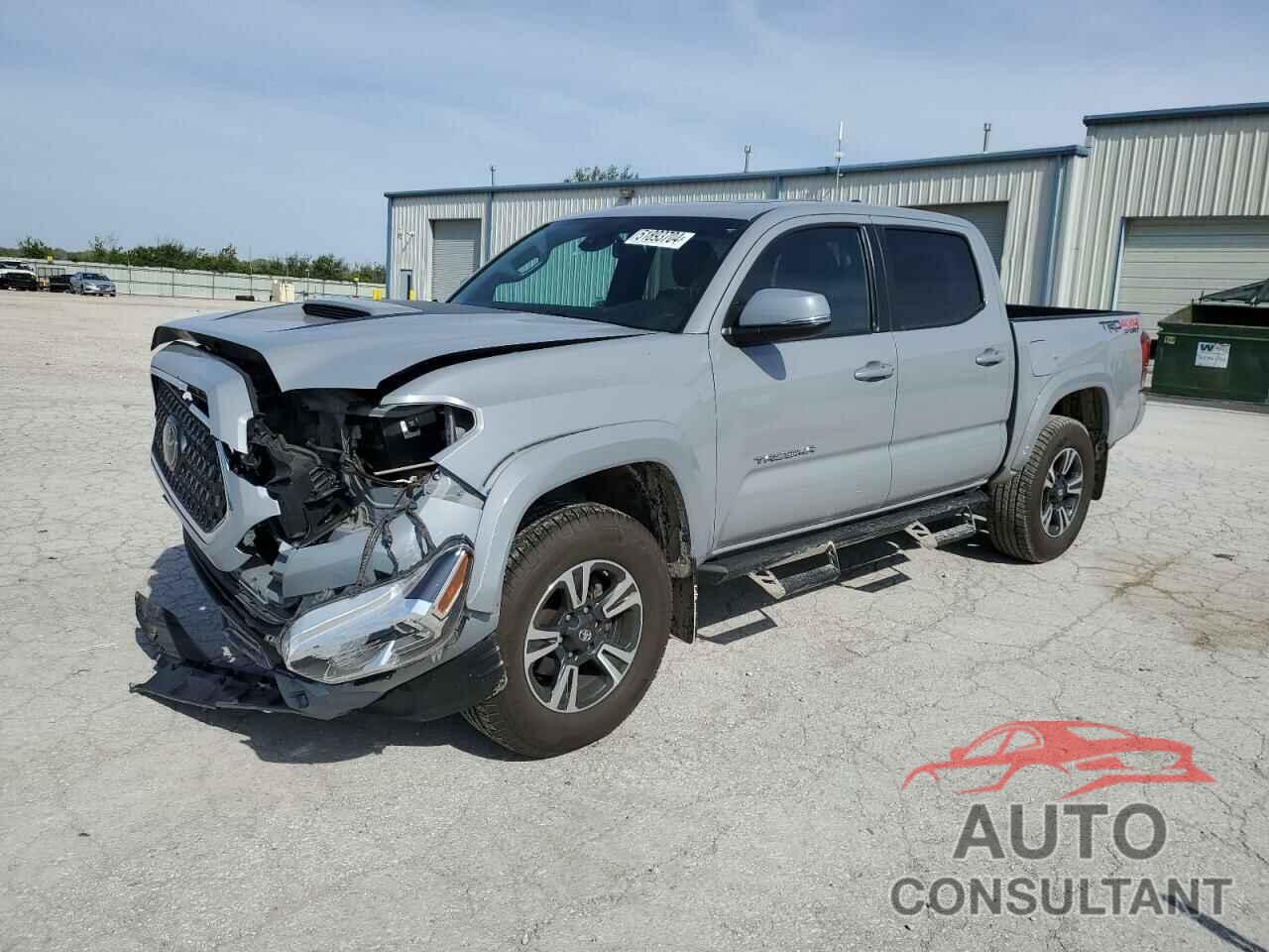 TOYOTA TACOMA 2018 - 3TMCZ5AN0JM122835