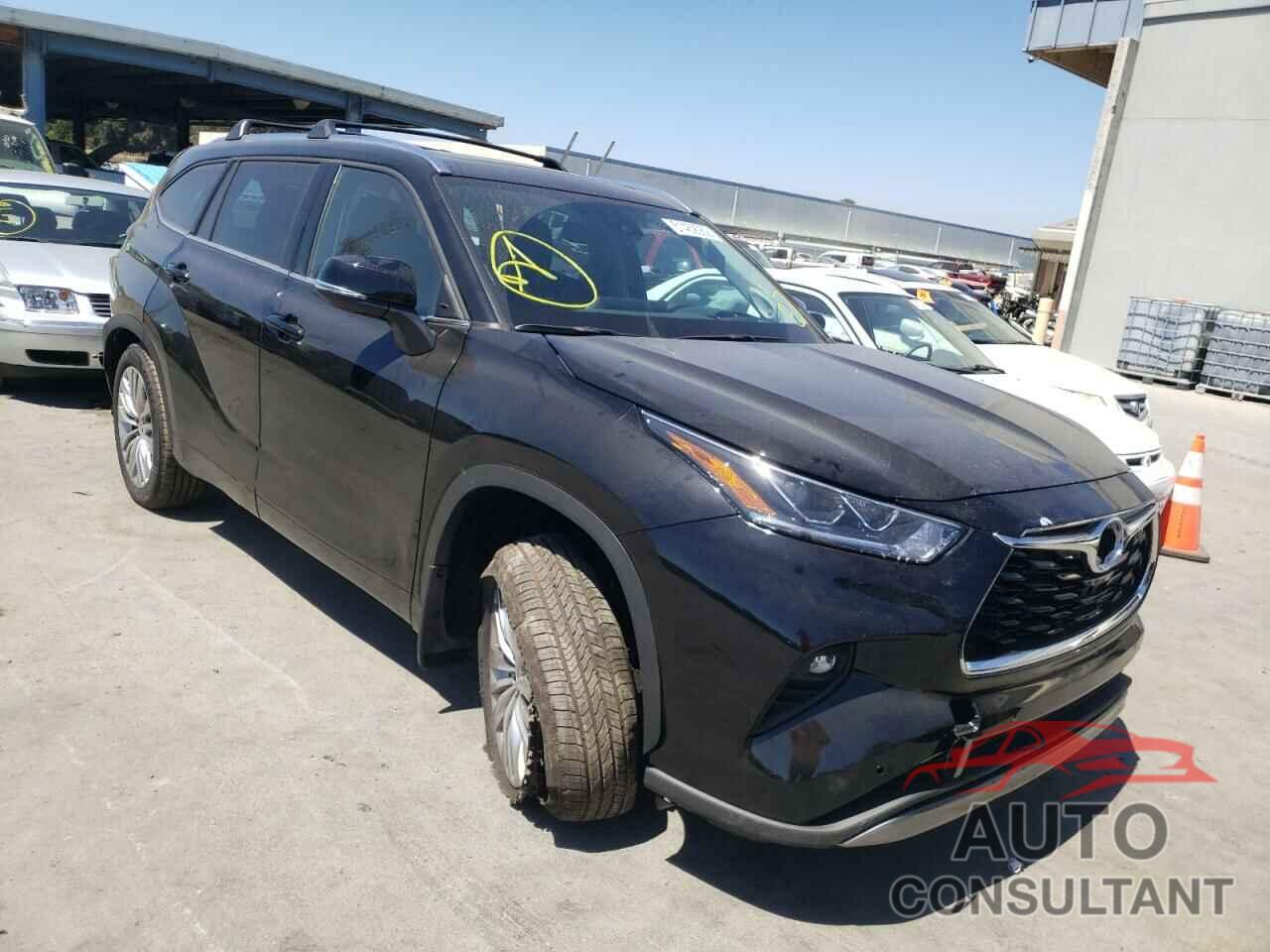 TOYOTA HIGHLANDER 2022 - 5TDFZRBH5NS213456