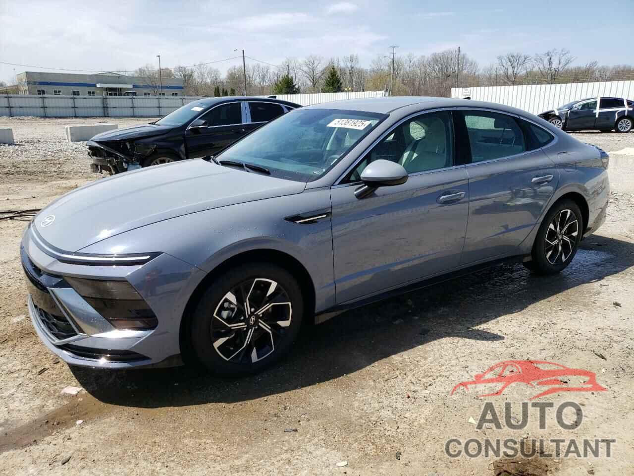 HYUNDAI SONATA 2024 - KMHL64JA5RA425386
