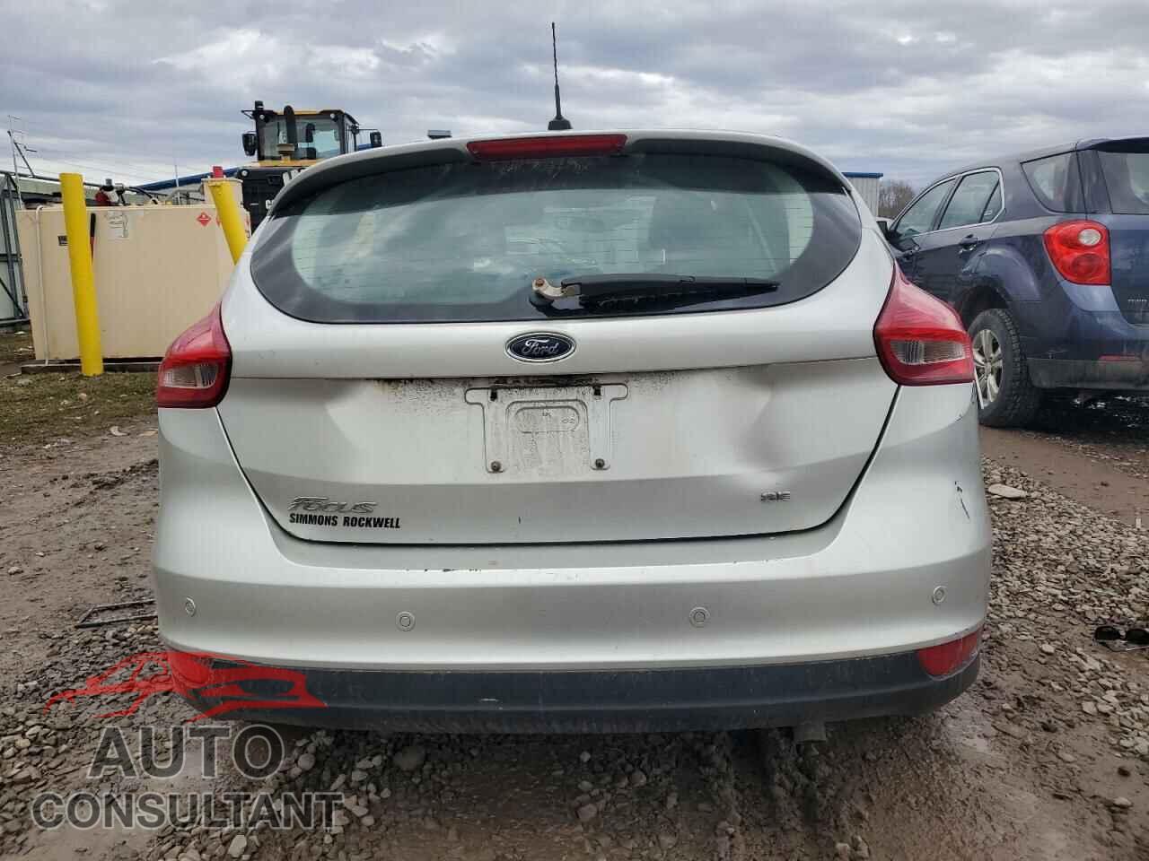 FORD FOCUS 2016 - 1FADP3K28GL321635