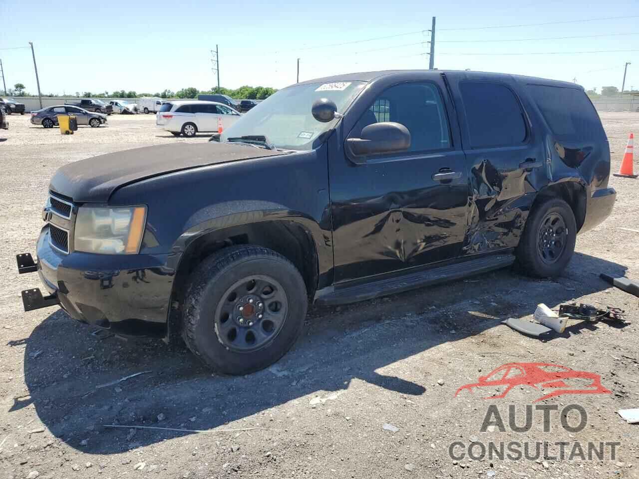 CHEVROLET TAHOE 2013 - 1GNLC2E0XDR370535