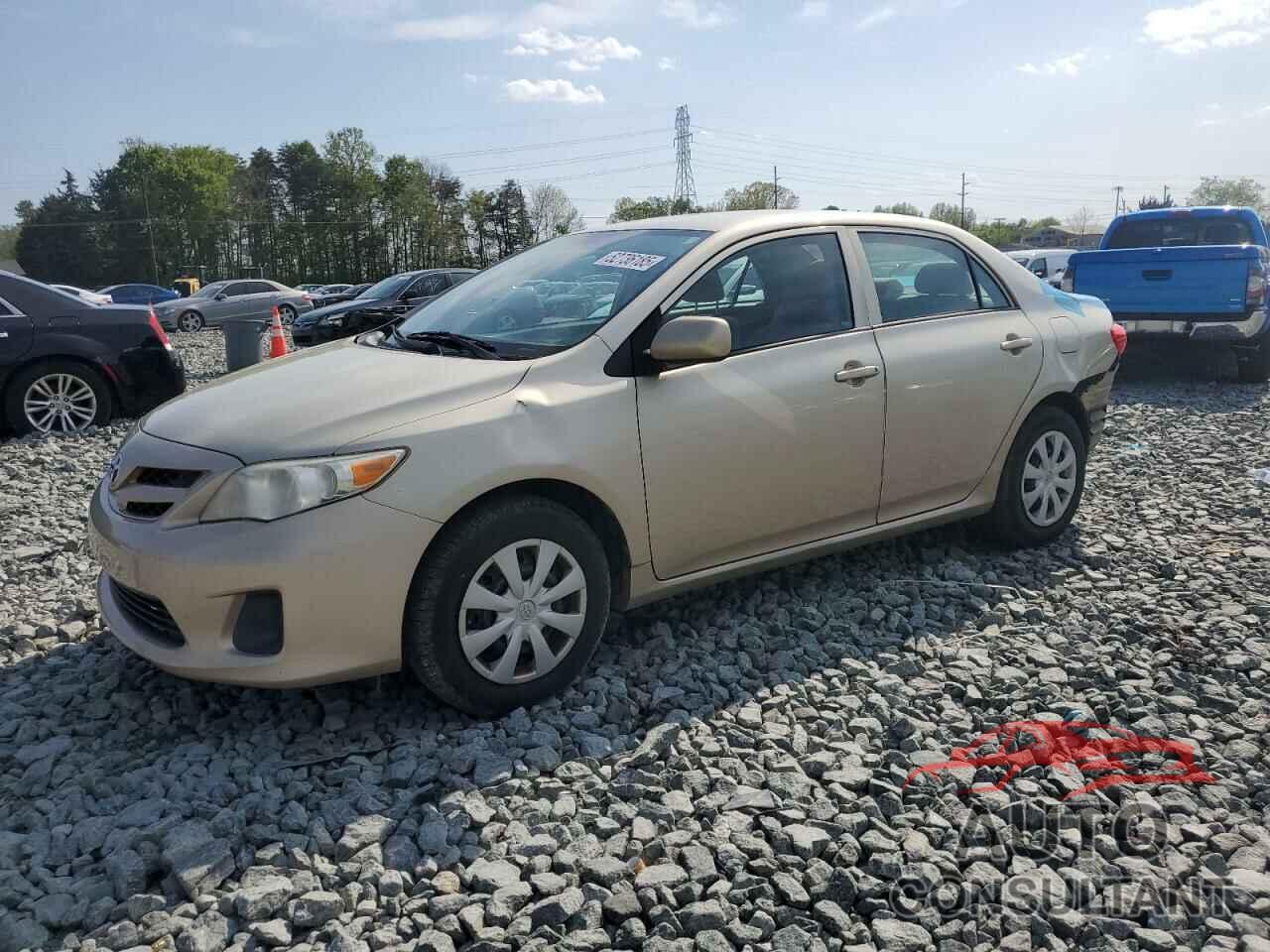 TOYOTA COROLLA 2013 - 2T1BU4EE7DC932488