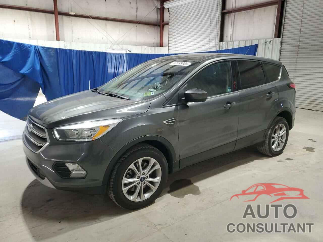 FORD ESCAPE 2017 - 1FMCU9GD9HUC37830