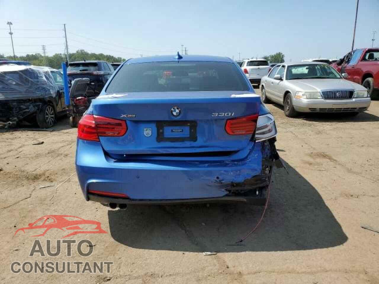 BMW 3 SERIES 2017 - WBA8D9C35HA005246